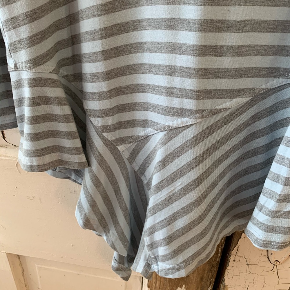 Heartstring striped tunic Size Large - Picture 3 of 5